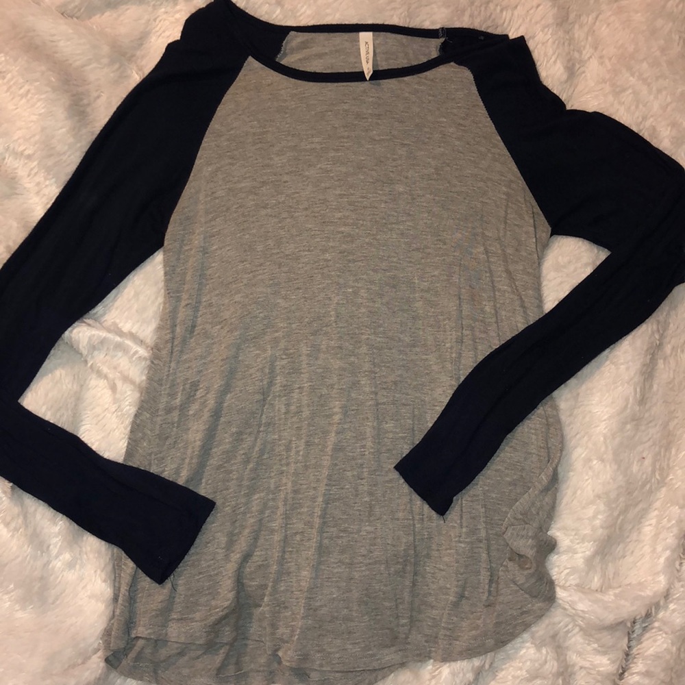 long sleeve baseball tee
